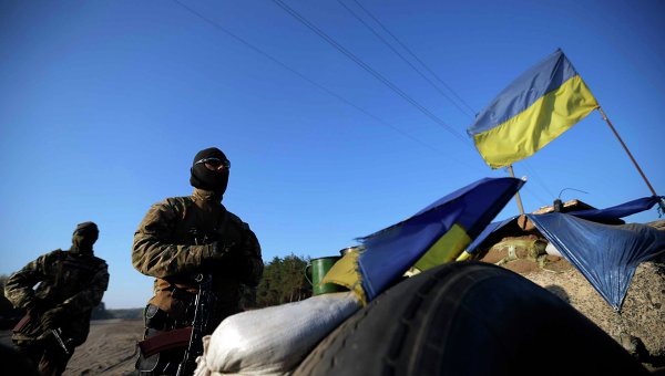 Ukraine ký luật trao quy chế đặc biệt cho Donbas ảnh 1